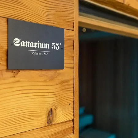 Aparthotel Paradies - Schrempfgut 3*