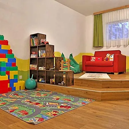 Paradies - Schrempfgut Aparthotel Flachau